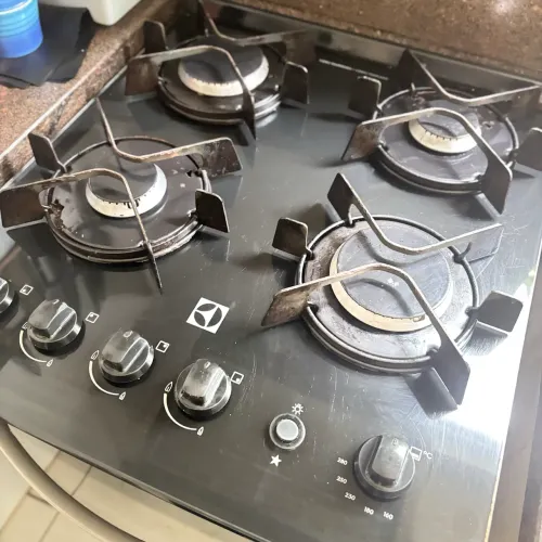 Fogão Eletrolux tampo vidro semi novo 