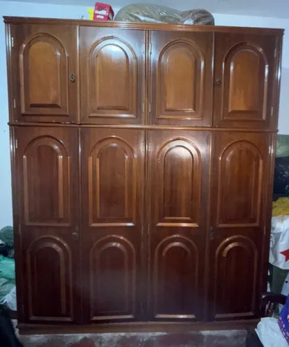 Guarda-Roupas em madeira de casal colonial