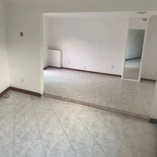 Atlântica Imóveis tem excelente casa à venda em Costa Azul rio das Ostras