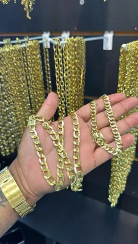 Correntes e Pulseira Laminada