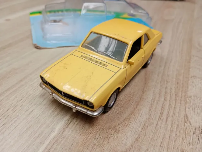 Corcel miniatura carros nacionais na embalagem 