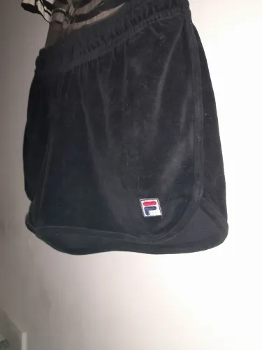 Short Fila de Veludo