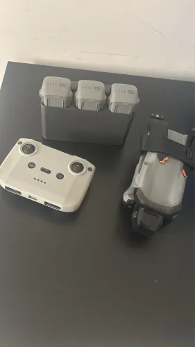 DJI Air 3 Combo - ACEITO TROCA