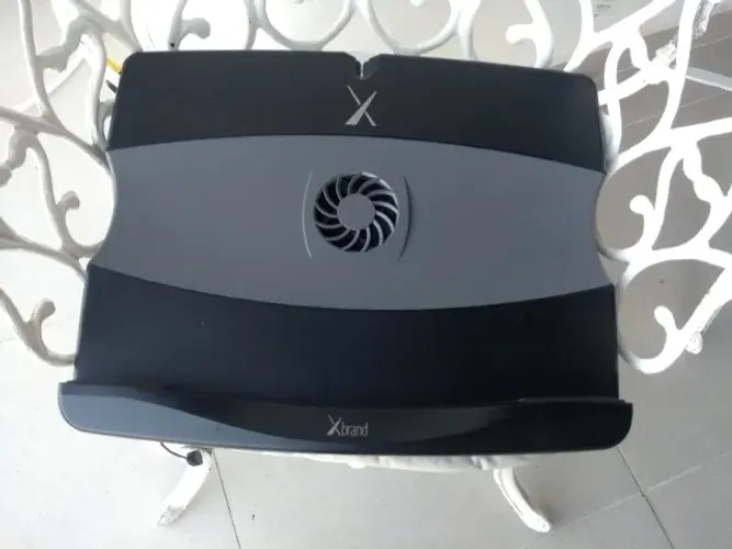 Mesa cooler para notebook