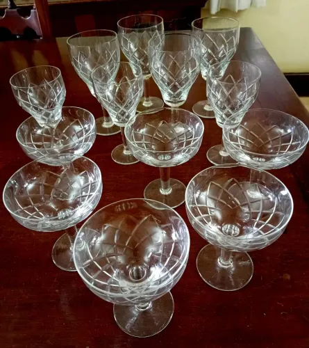 Conjunto de taças de cristal vintage