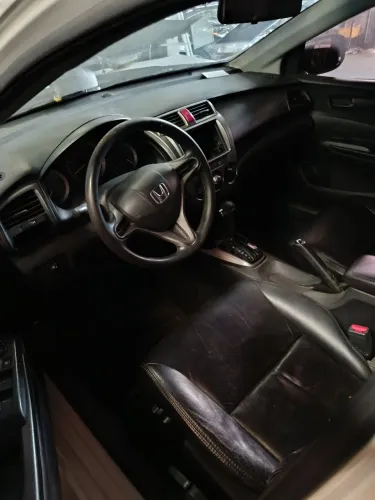 Peças carro  Honda city 2011/2012 Para retirada de peças 