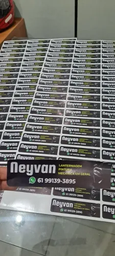 Adesivos com recorte eletrônico 