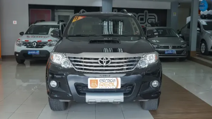 TOYOTA HILUX SW4 3.0 SRV 4X4 7 LUGARES 16V TURBO INTERCOOLER DIESEL 4P AUTOMÁTICO