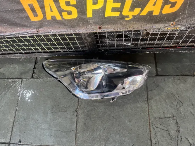Farol Dianteiro Ford Ka