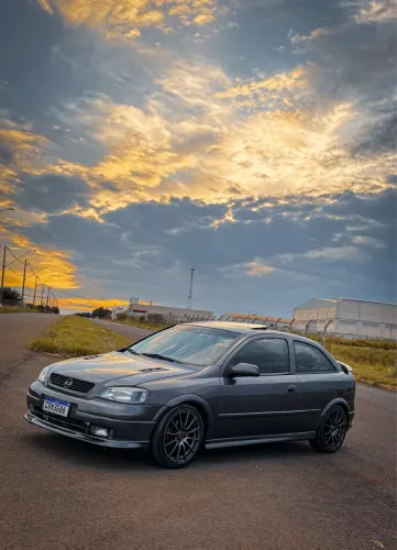 Chevrolet Astra 2.0/ CD/ Sunny/ GLS 2.0 8V 3P 2000