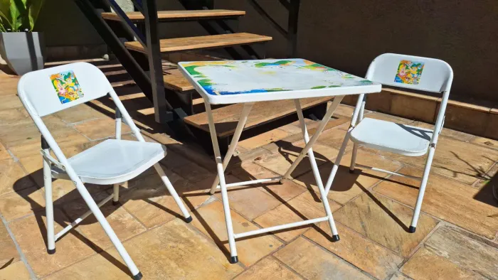 Mesa e Cadeira Infantil