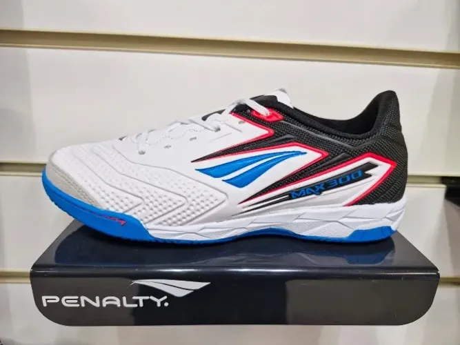 Chuteira penalty futsal Max300 em 2 cores apenas R$ 329,90