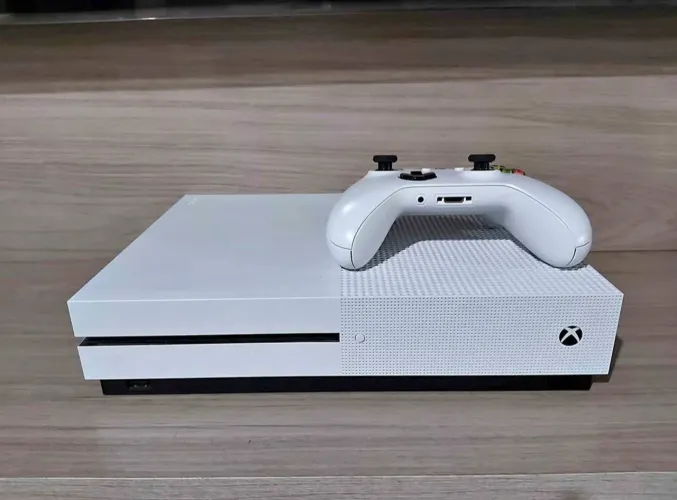 Xbox one S 500gb 4k PARCELO/NOTA FISCAL E GARANTIA
