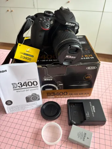 Máquina fotográfica nikon D 3400
