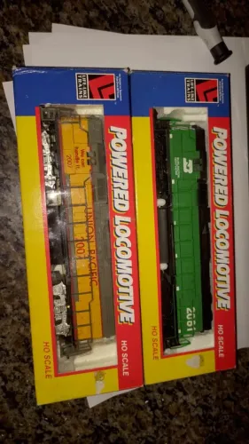 2 locomotivas importadas