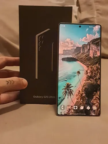 S25 Ultra 256gb (CAIXA E NOTA) Na garantia.