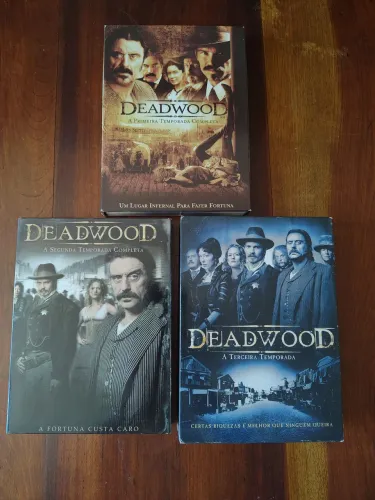 Deadwood - As 3 Temporadas Completas em DVD