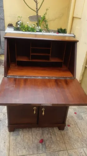 Escrivaninha antiga multiuso totalmente restaurada