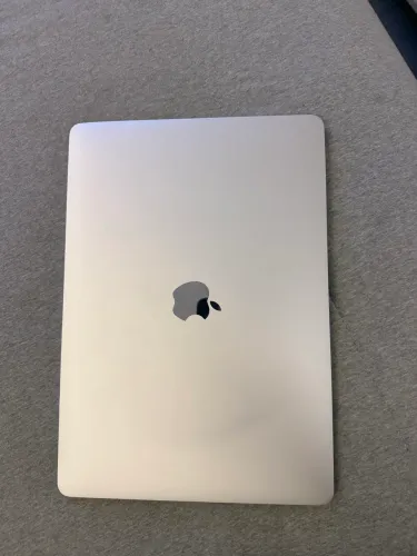 MacBook Pro  (DEFEITO)