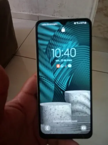 Celular pra levar logo