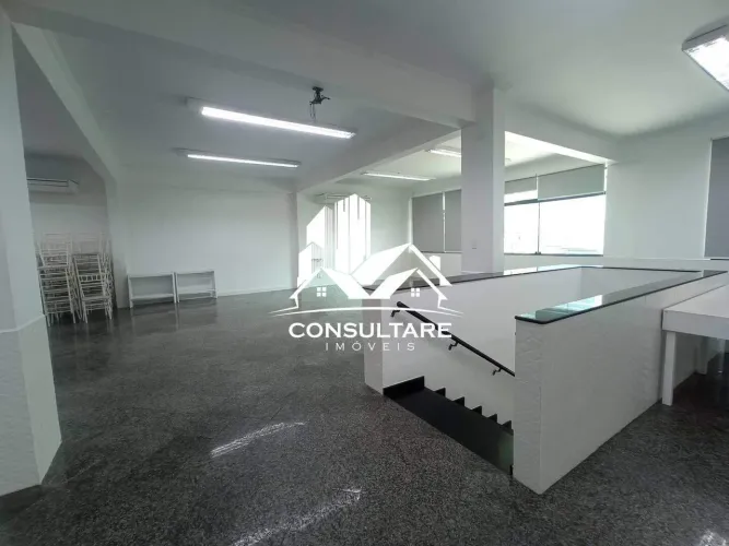 Espaço Comercial de Alto Padrão à Venda Vila Mathias, Santos/SP | Ideal para Clínicas e E