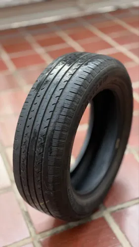 Pneu 215/60 R17 Semi Novo, 70% de Vida Útil, Excelente Custo-Benefício