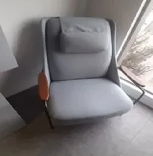Poltrona Esdra Tecido Cinza
