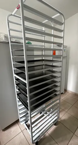Carrinho Esqueleto Padaria Com Bandejas