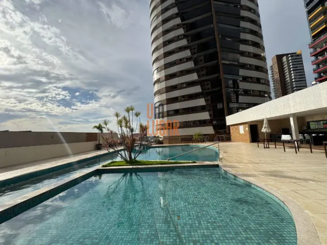 Um Lugar Imóveis vende: Apartamento semi mobiliado com 4 suítes no Ed. Uranus Garden, Umar