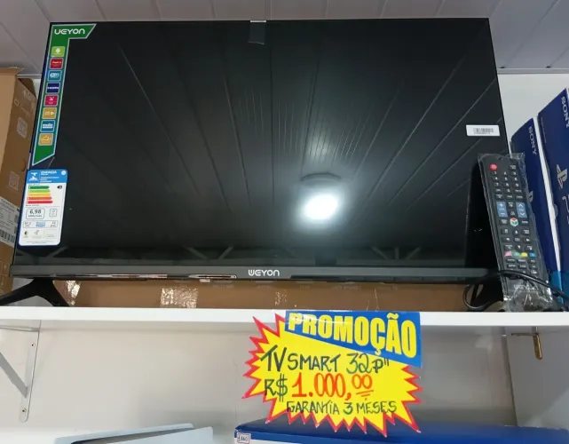 SMART TV 32 polegadas. Nova na caixa. Aqui na LOJA FABGAMES