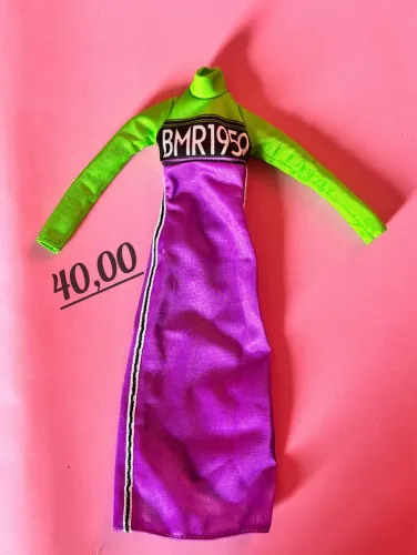 Para Barbie e miniaturas