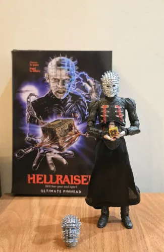 Pinhead - Hellraiser (neca) - Bootleg - customizado
