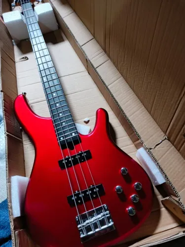 CONTRABAIXO TAGIMA MILLENIUM 4 CORDAS METALLIC RED ATIVO