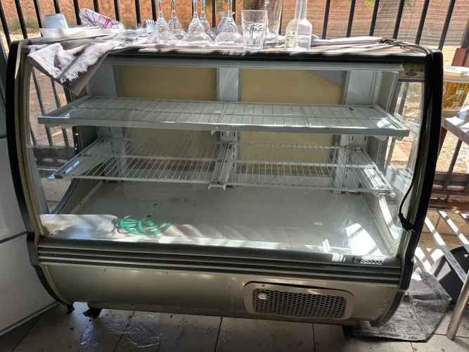 Balcão expositor refrigerado 