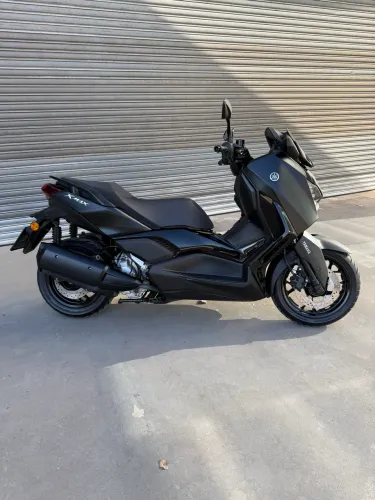 Yamaha X-Max 250 Conected 2025 Apenas 5000km