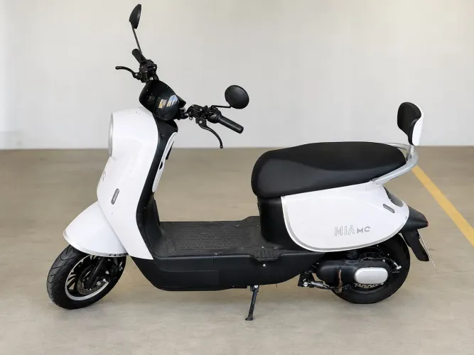 Scooter elétrica MIA 1000w - parcelo no cartão
