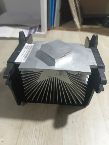 Dissipador para cpu Dell Optiflex 780 usado (sem encaixe frontal)