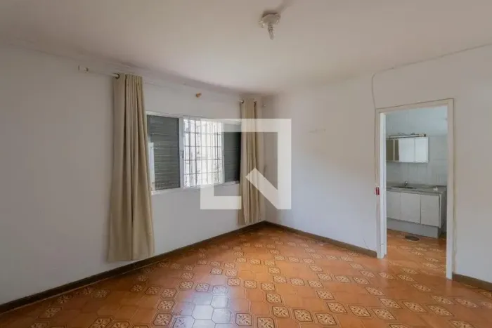 Casa à Venda - Vila Ré, 2 Quartos, 360 m2