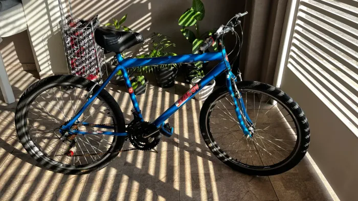 Bicicleta Caloi Aro 26 (quadro grande) + Selim ergonômico com 2 molas Yamada