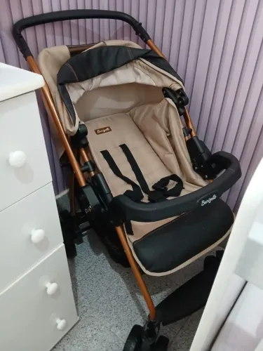 Carrinho de Bebe Seminovo