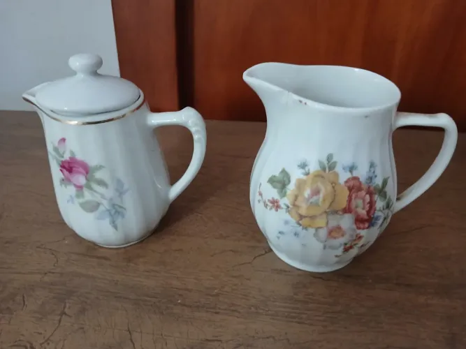 Louças pozzani com detalhe ler descrição !
