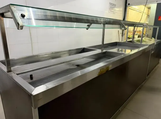 Buffet self service pistas quentes e frias