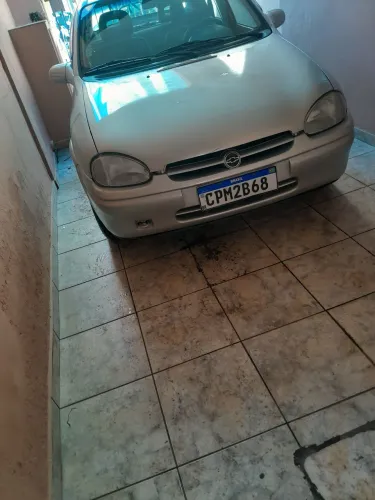 Chevrolet Corsa GL 1.6 MPFI / 1.4 EFI 2P E 4P 1999