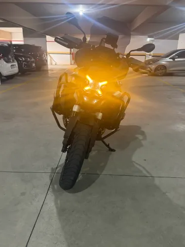 Gs r1300 triple black