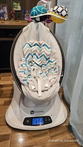Cadeira de Balanço 4Moms