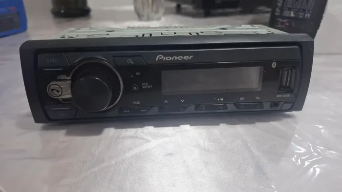 Rádio Pionner com Bluetooth