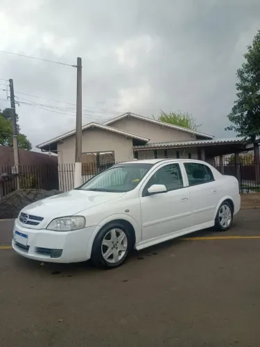 Chevrolet Astra Sedan/ GL Sedan 1.8 MPFI 4P (álcool) 2003