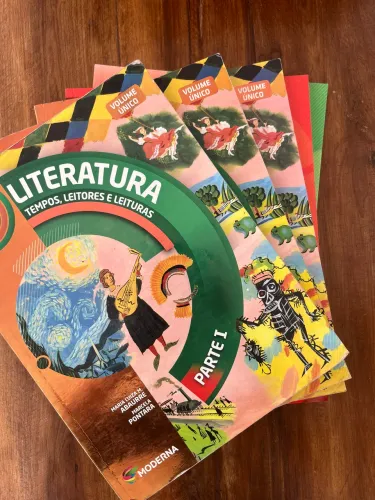 Moderna Plus: Literatura - Tempos, Leitores e Leituras