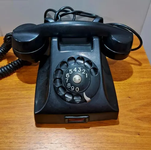 Telefone fixo de Baquelite