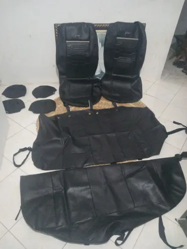 Proteja o banco de couro do seu carro novo com essa capa de courino emborrachado,,